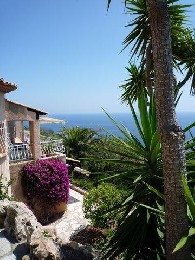 Flat in Antheor for   4 •   view on sea 