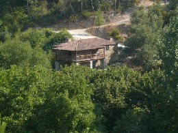 House in Cova da alva for   6 •   with private pool 